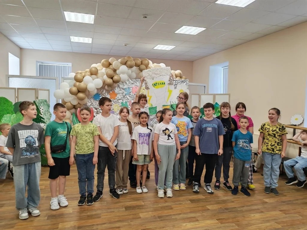 🎊Сегодня в нашем школьном лагере "Дружба" состоялось долгожданное открытие первой летней смены! ☀️
