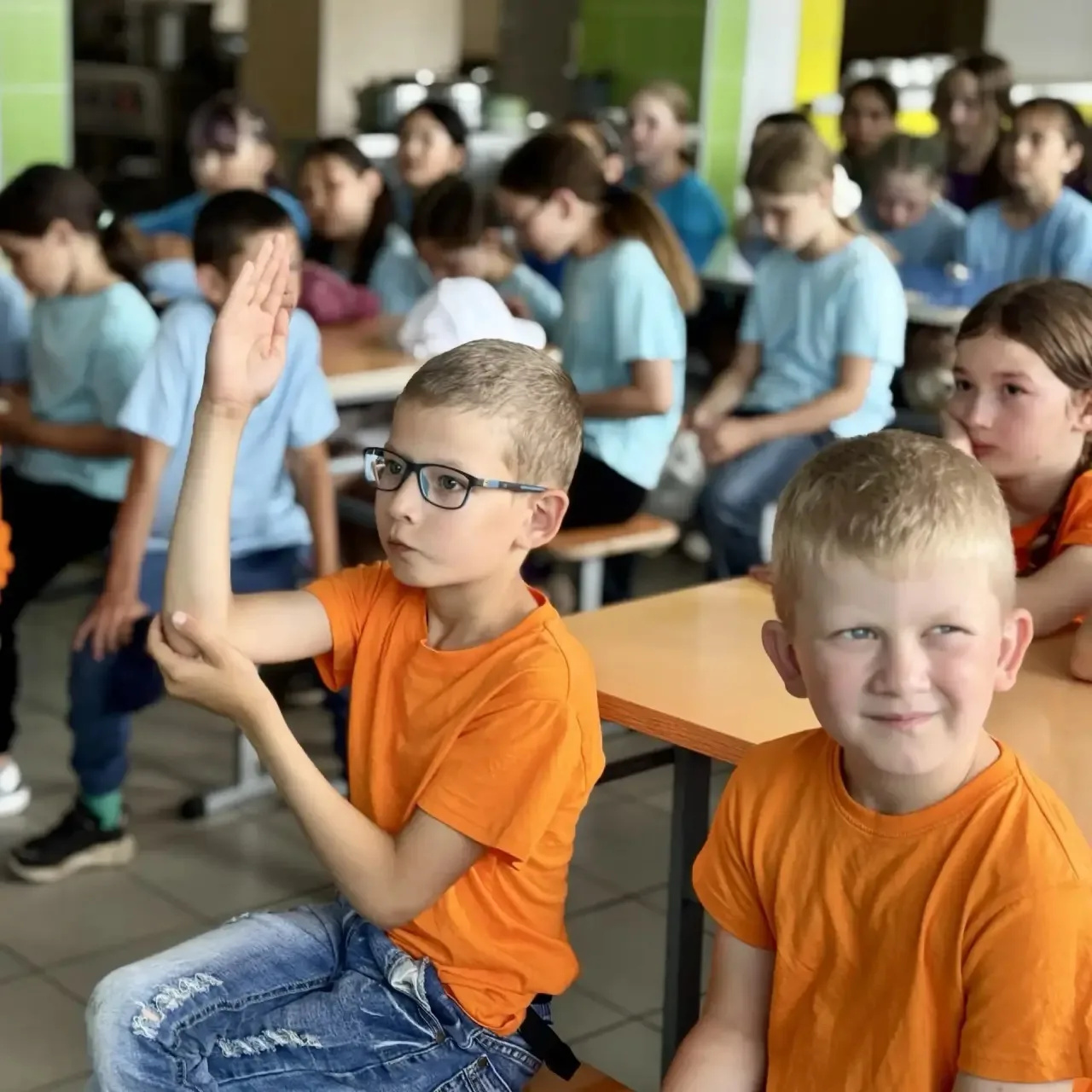 Лето — время отдыха, но полезные привычки не на каникулах. Сегодня наши экологи отправились в гости 