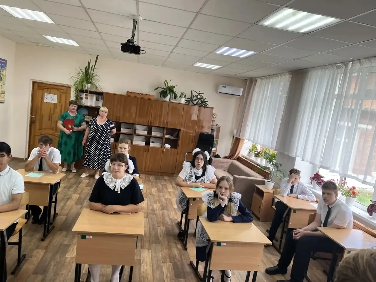 Сегодня у наших выпускников прошла итоговая аттестация по важным предметам: математике, чтению, русс