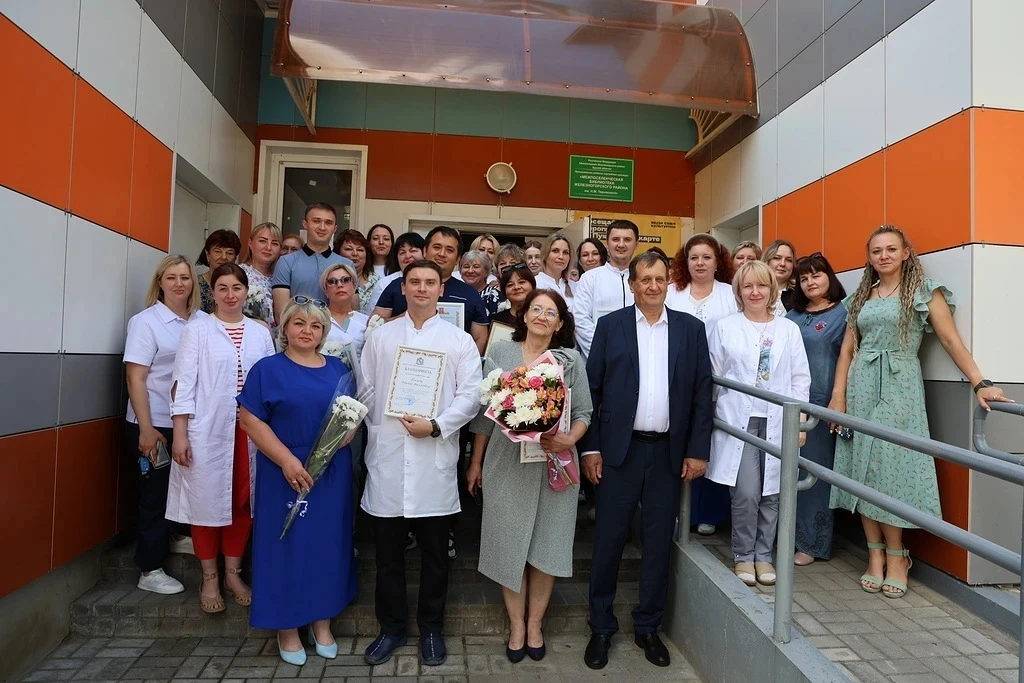 👩‍⚕️Нашу жизнь трудно представить без людей в белых халатах, которые в любое время суток приходят п