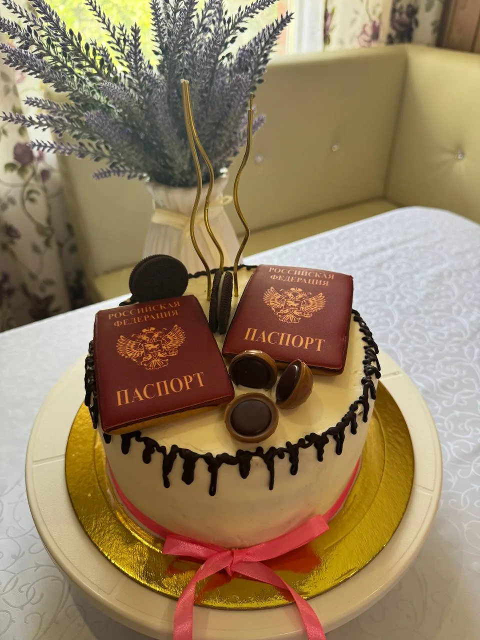 🎂| Торт для двойняшек!

🐰 Самира и Динара, будьте счастливы!
——
#Торт 
#Заказ
