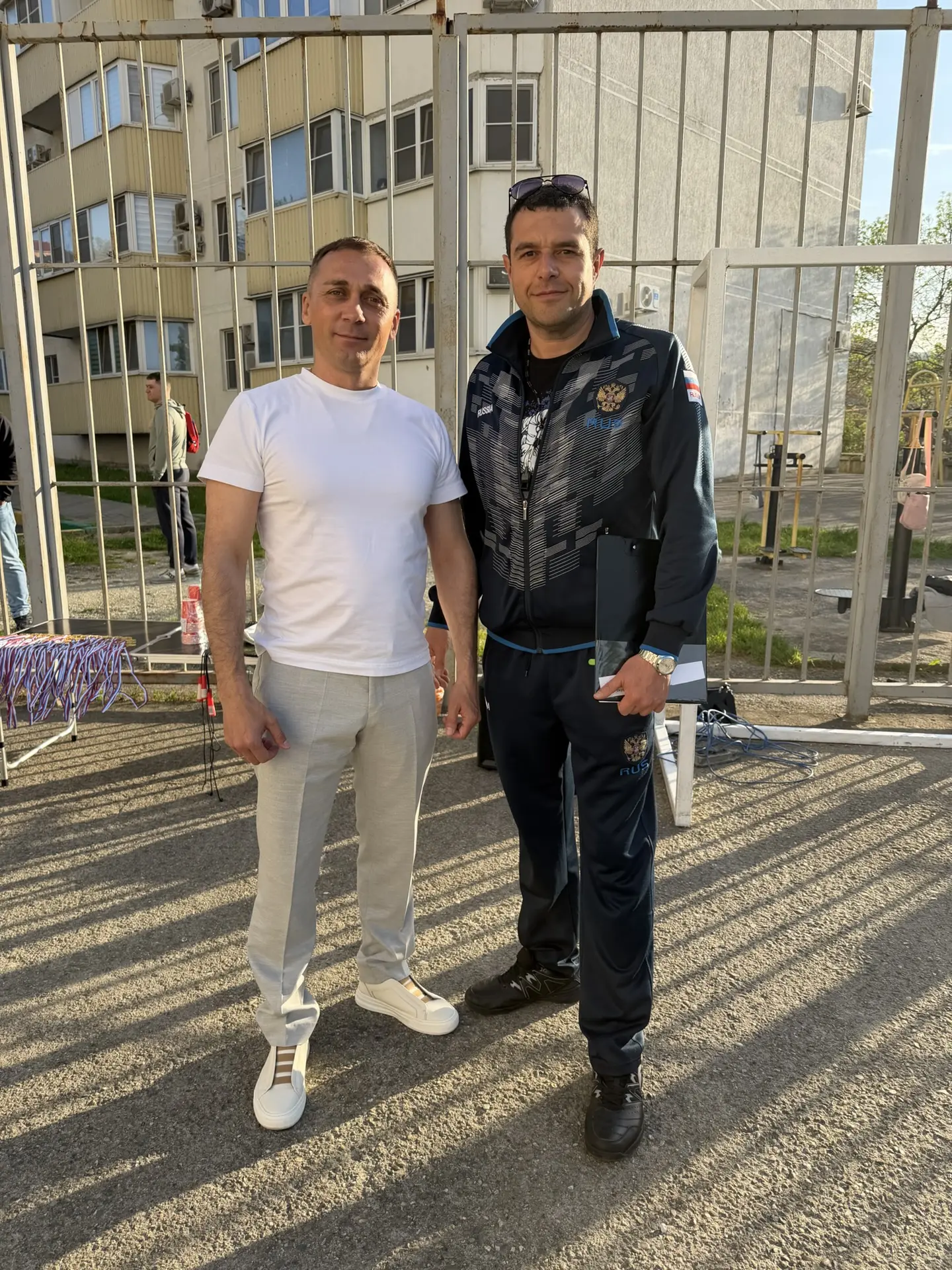 В теплой, дружной и веселой атмосфере прошли «Веселые старты»!

За победы и отличное настроение боро