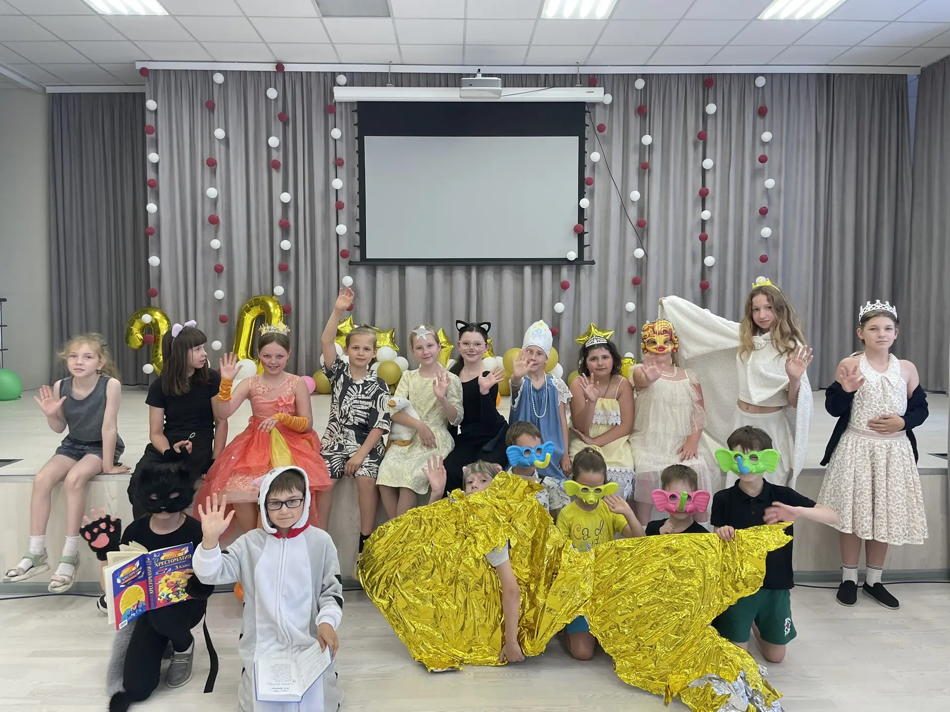 🧙‍♀️Сказка оживает! Наш день с Пушкиным 📚
⁣
✨Сегодня в лагере «Дружба» вспоминали великого русског