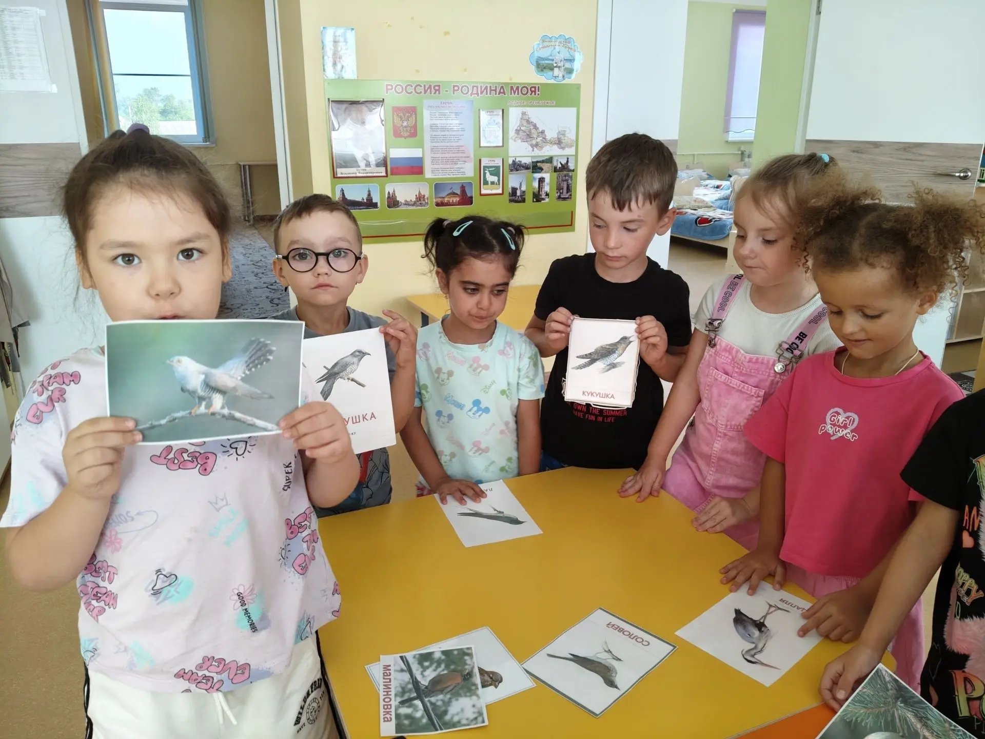 🐦 День птиц в подготовительной группе 2: полёт фантазии и знаний! 🐦
В рамках недели «Знатоки приро