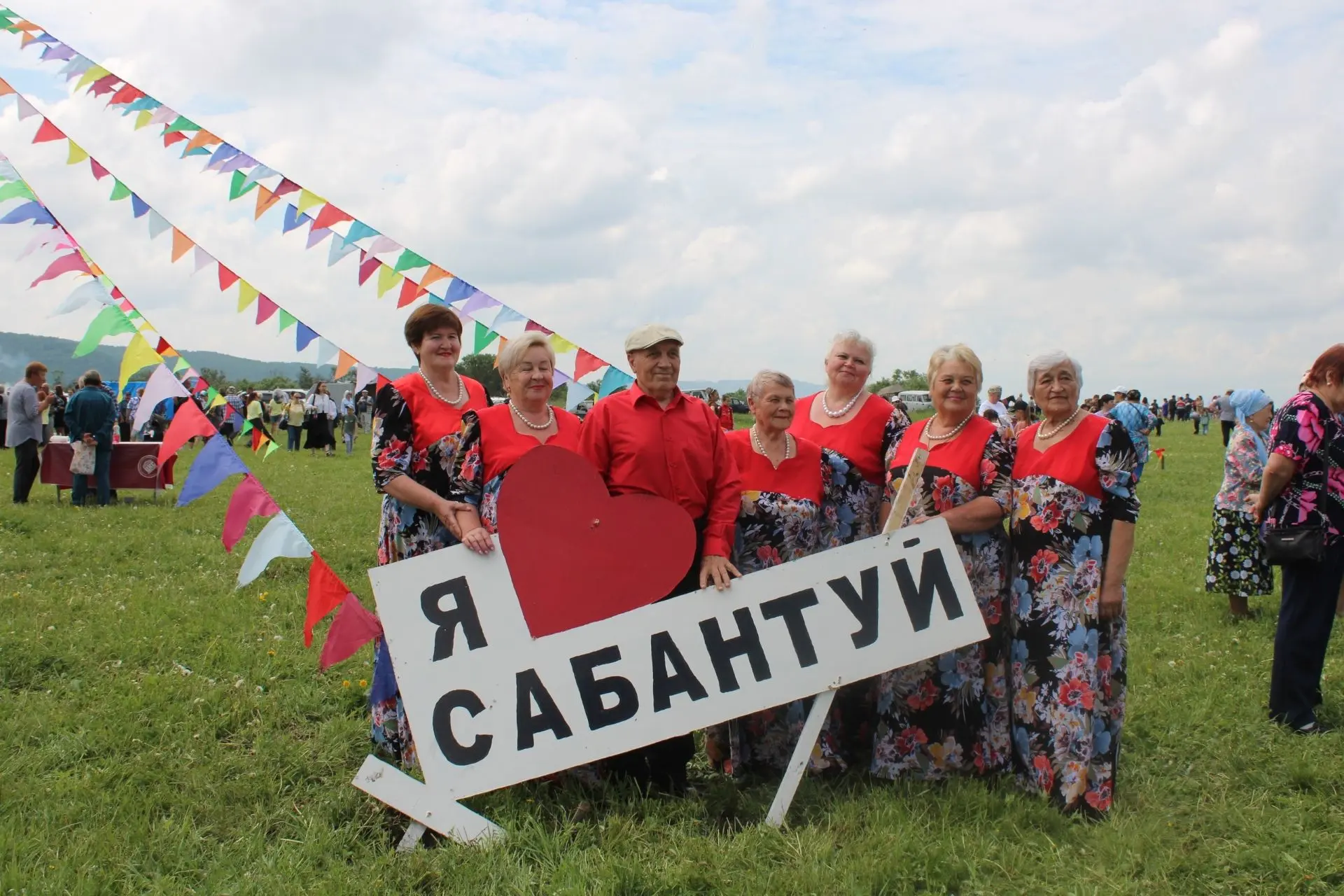 Сабантуй в Берёзовом Логе: праздник силы, удали и вкуснейших угощений! 
⁣
13 июня в живописном Берёз
