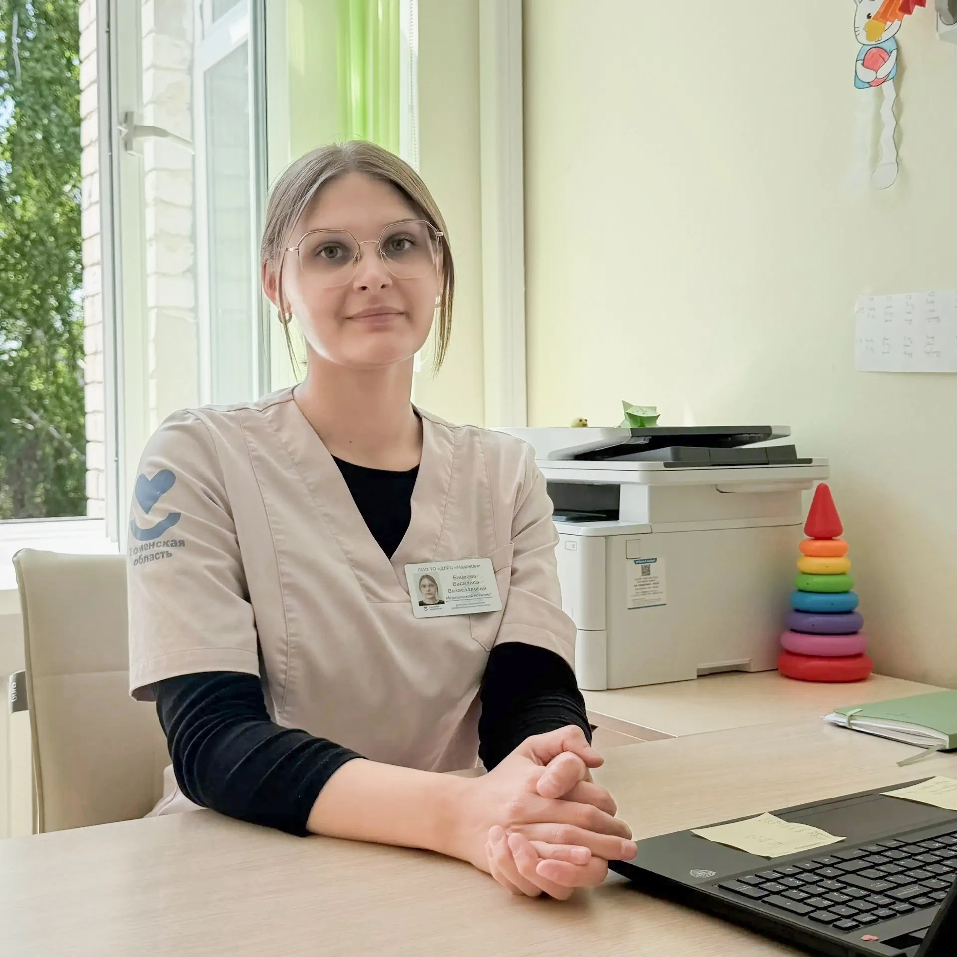 «Я тебя понимаю»: психолог объяснила, как научить ребёнка распознавать эмоции через разговоры и муль
