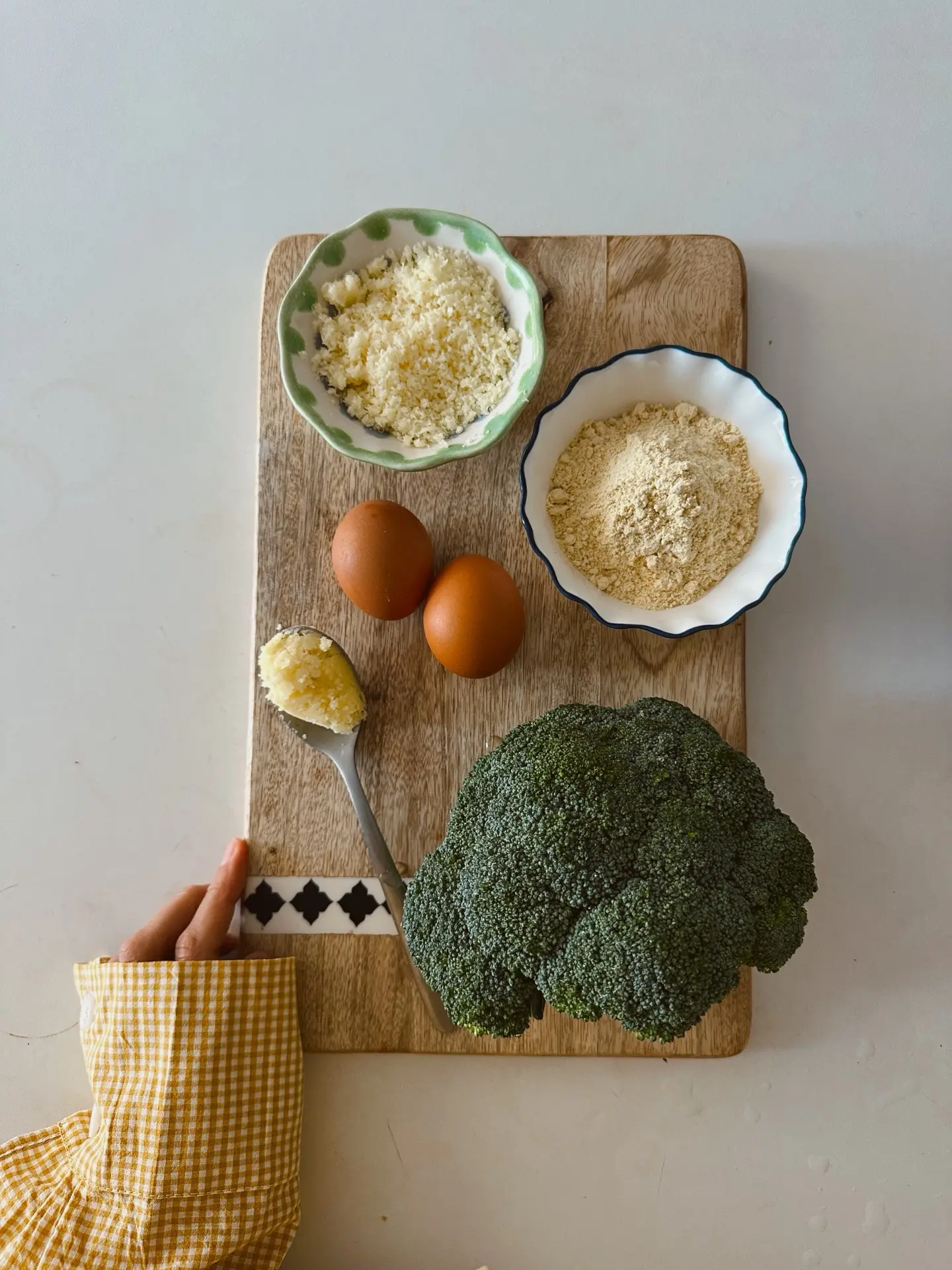 Брокколи, которые дети точно съедят! 
Это оооочень вкусно, просто, с пользой для здоровья! 
Как и вс