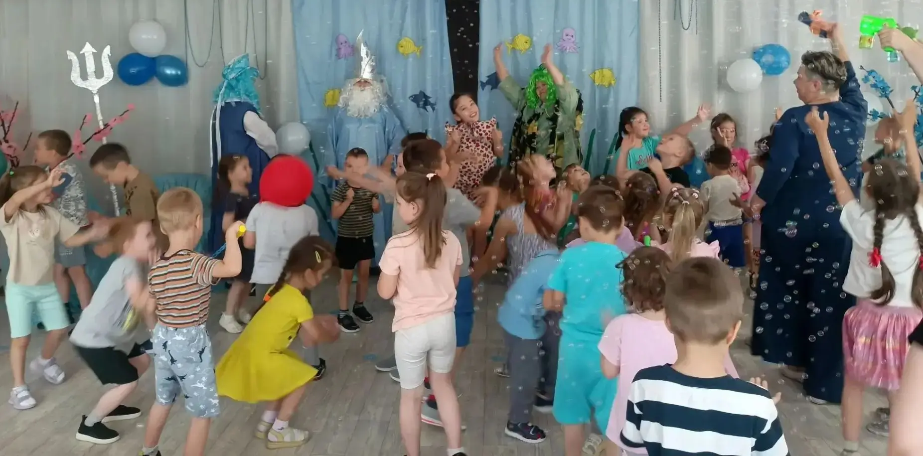 💧В нашем дошкольном учреждении прошёл яркий и весёлый праздник — День Нептуна. Звонкий детский смех