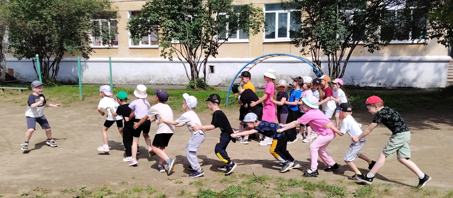Год единства народов России и проект «Урал – наш край родной» продолжают дарить детям яркие моменты!