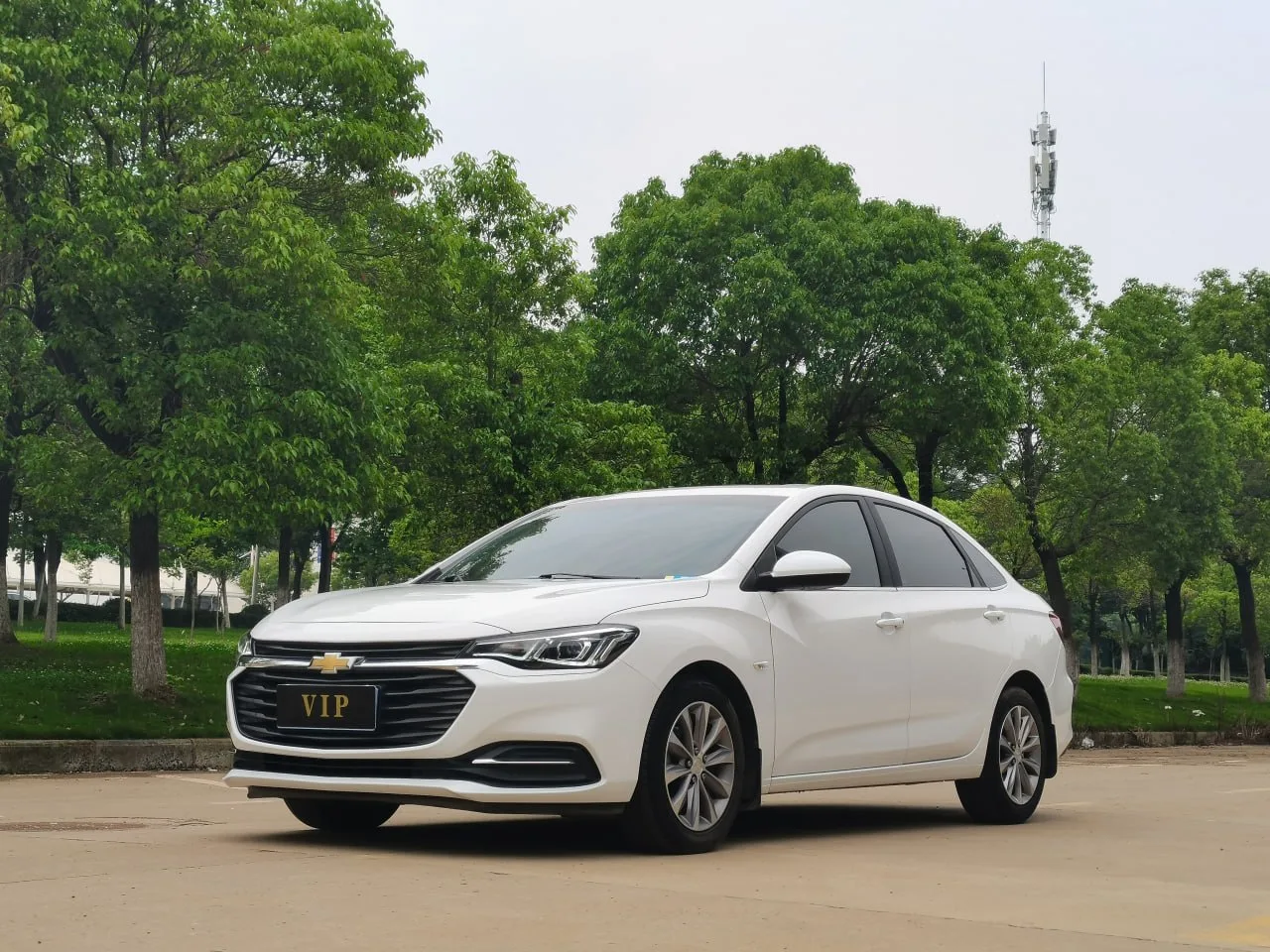 Chevrolet Monza | 2022

🚘ОСНОВНЫЕ ХАРАКТЕРИСТИКИ
Комплектация: 1.5L Dual-Clutch WOW Premium Edition
