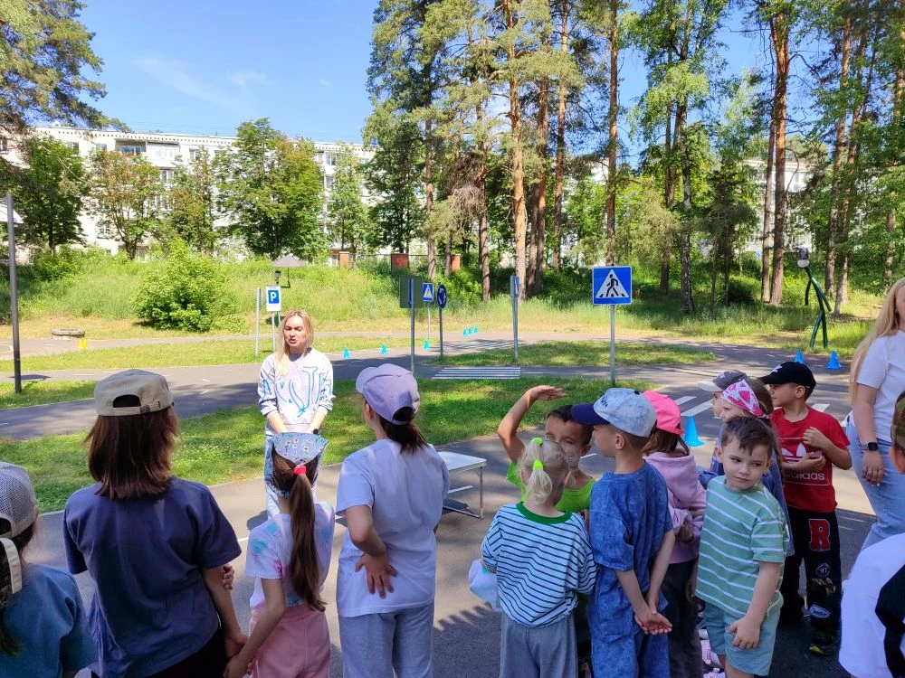 💥Сегодня в ЦПКиО «Заречье» на площадке «Автогородок» состоялось интерактивное мероприятие по профил