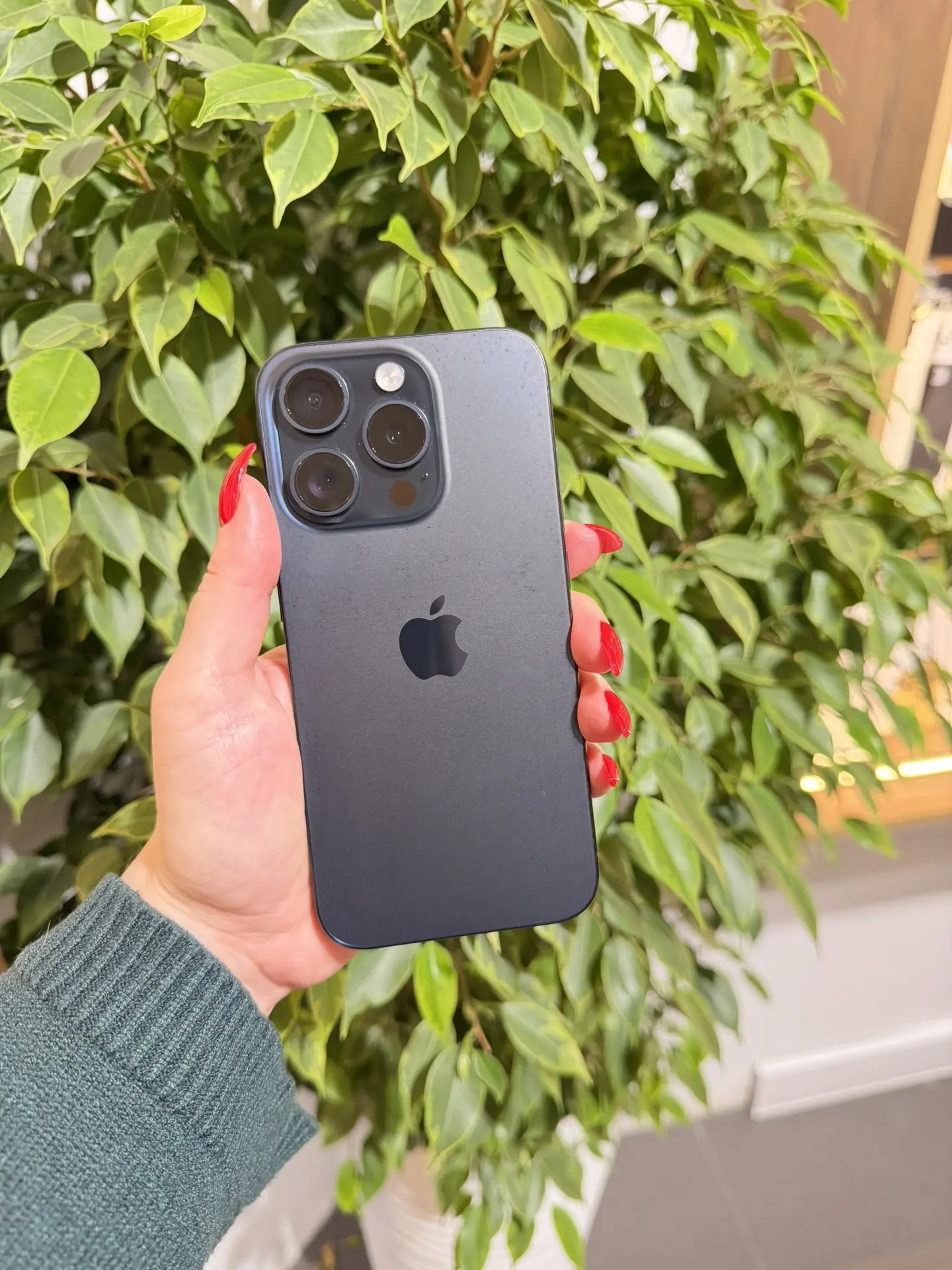 📱Подержанный iPhone 15 Pro 256GB Blue Titanium

🏷️ 49 990₽ ❌ПРОДАН❌
Емкость АКБ 🔋82%
Комплект: ка
