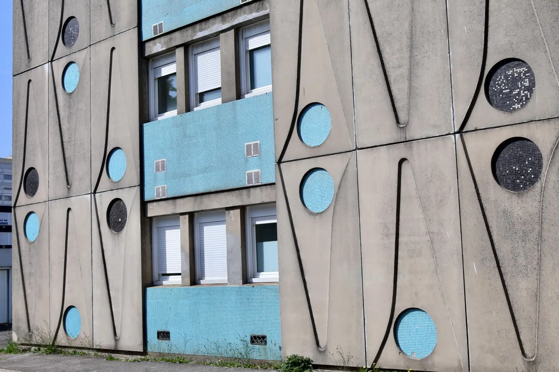 Колледж с общежитиями. Франция, 1971 год