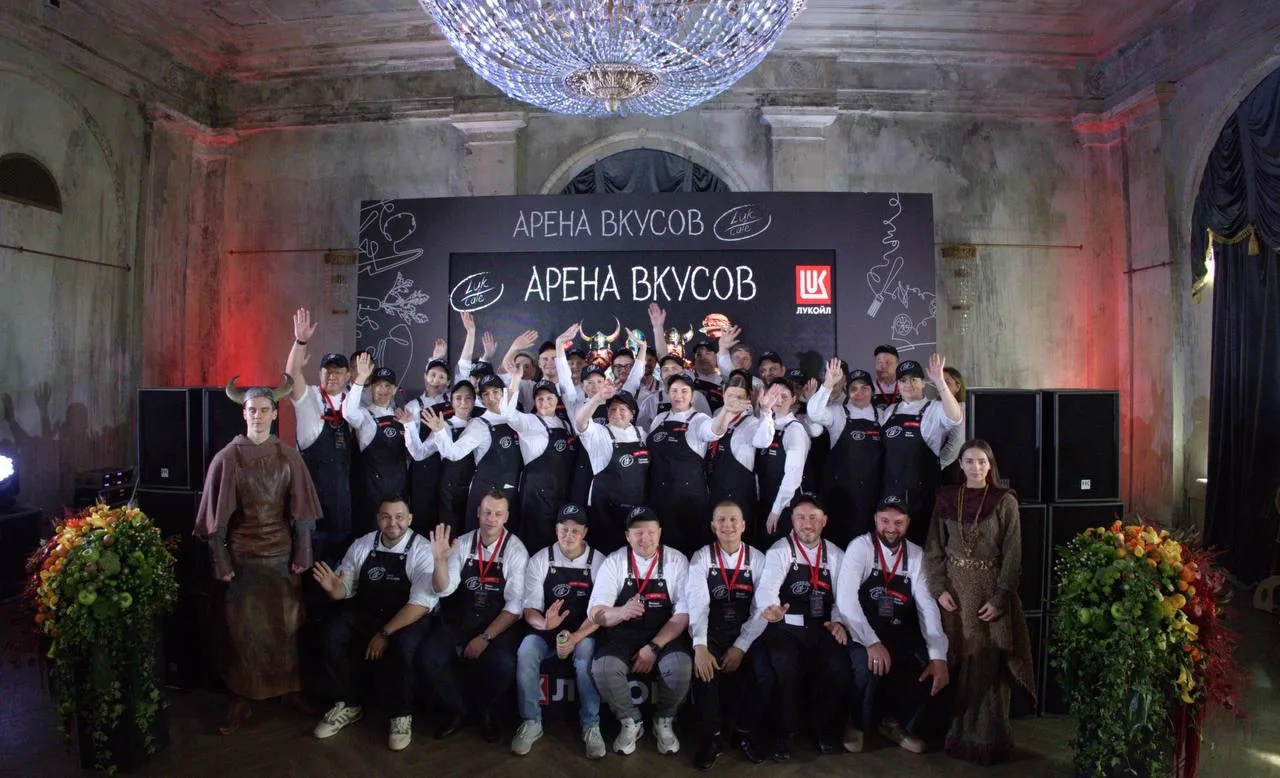 Сегодня в Санкт-Петербурге жарко — и дело не в погоде.

25 финалистов из 14 городов собрались на гла