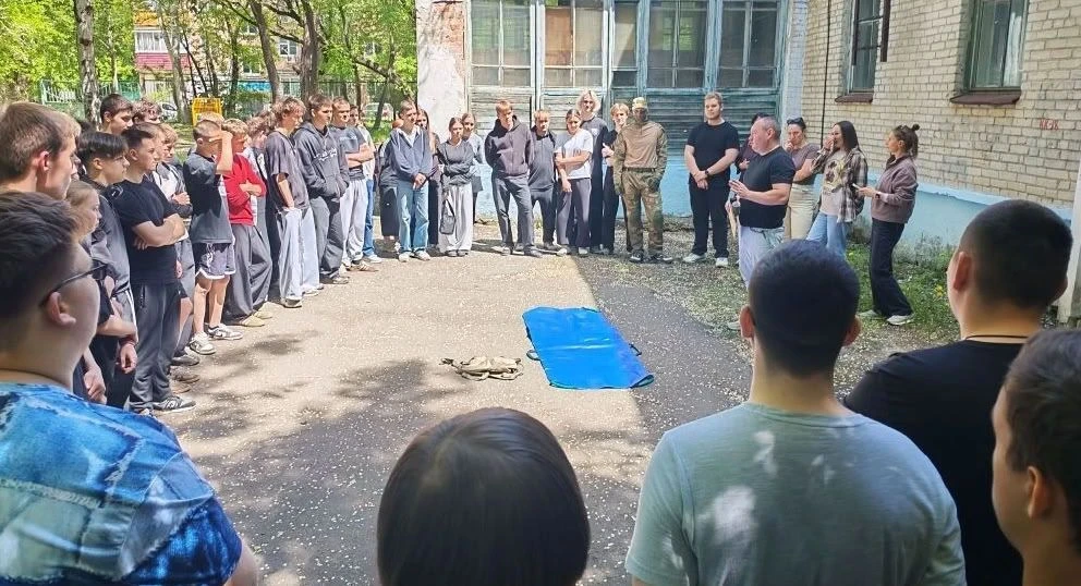 Первая в городе военно-патриотическая игра «Бастион»: команда строительного колледжа взяла серебро
1