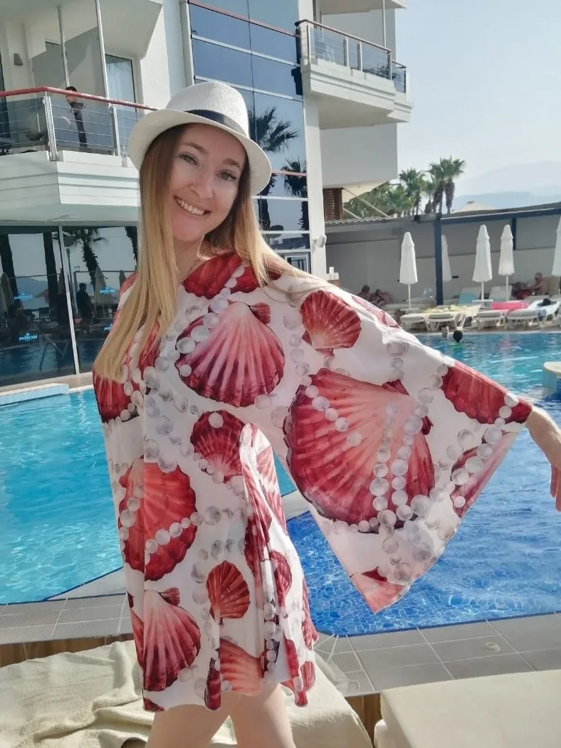 Всем привет!) Ищу попутчиЦу в Турцию (Кемер) в июле или августе🌴 Отель уже выбран хороший 4*, на дв