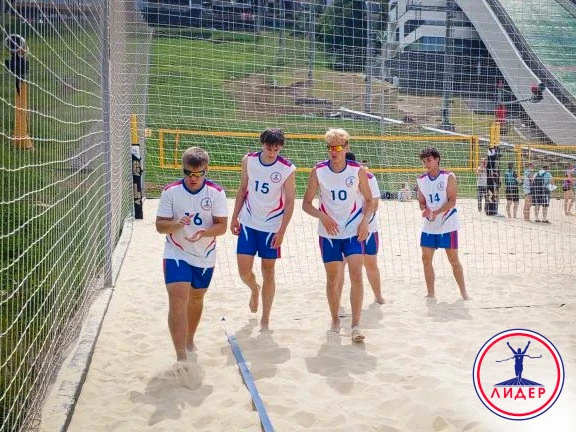 🏐 Песок, солнце и борьба за каждый мяч!

ССК «Лидер» достойно представил МТК им. И.А. Лихачёва на с