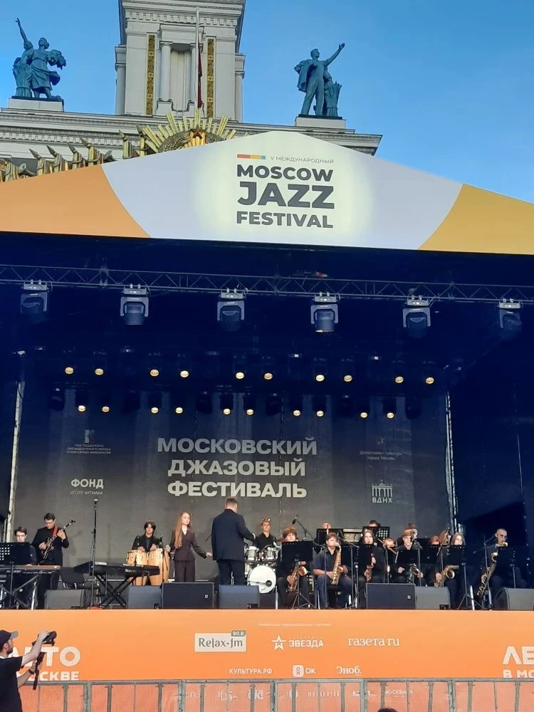 🎼Слушаем летний джаз! На протяжении семи дней в столице, до 14 июня, будет проходить самый масштабн