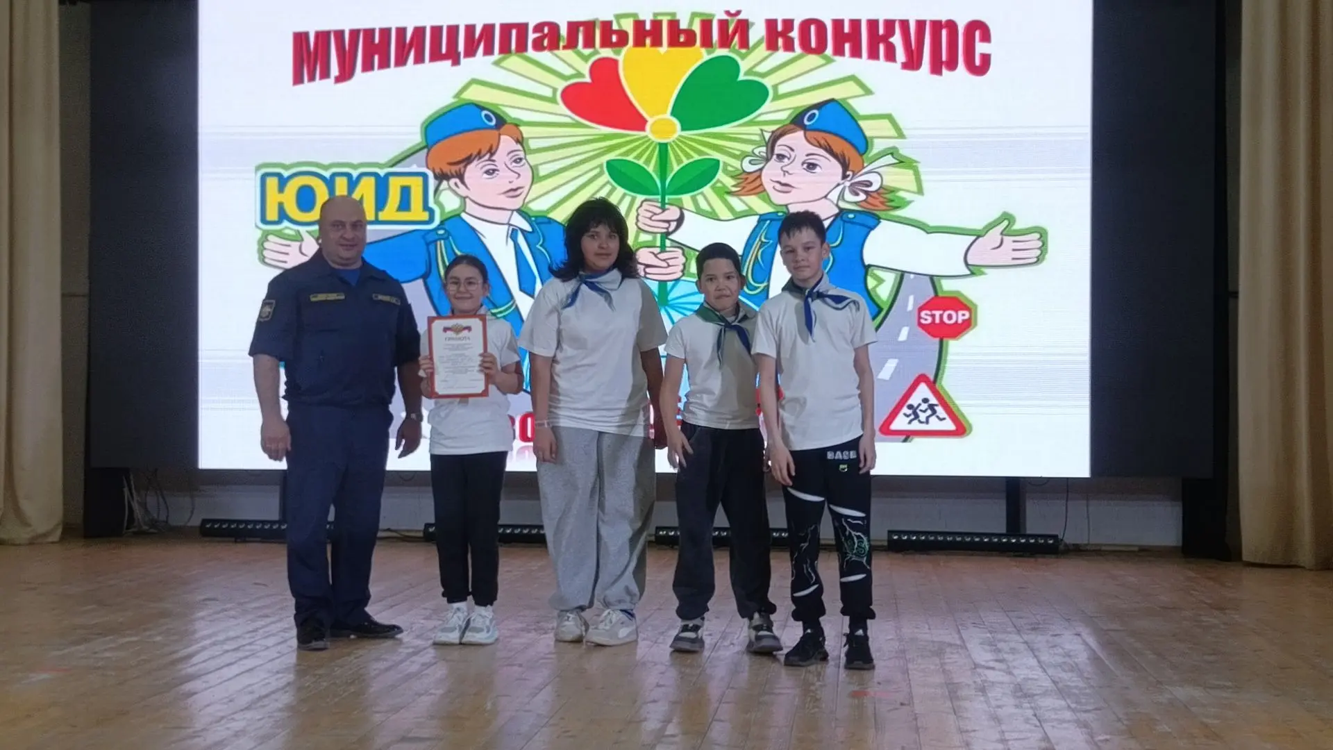 🚲Сегодня команда нашего лицея ЮИД «Велочемпионы» заняла 🥈место в общем зачёте на муниципальном эта