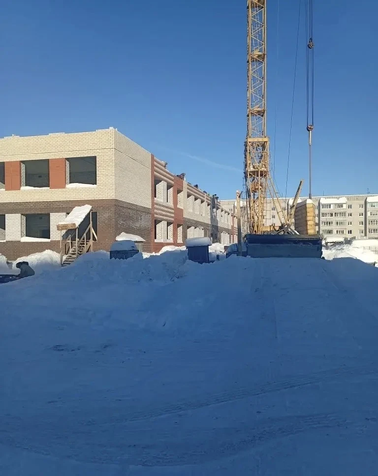 Идёт активное возведение новой школы в микрорайоне 9 «А» г. Йошкар-Олы 🏫 Начались работы по кирпичн