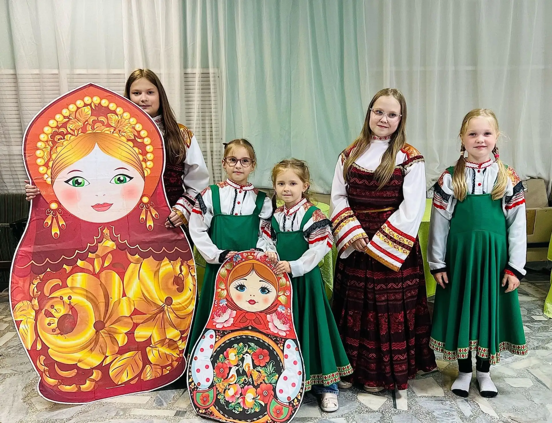 Неделя в этнокультурной смене пролетела как один миг! ✨

Но мы успели столько всего, что хватило бы 