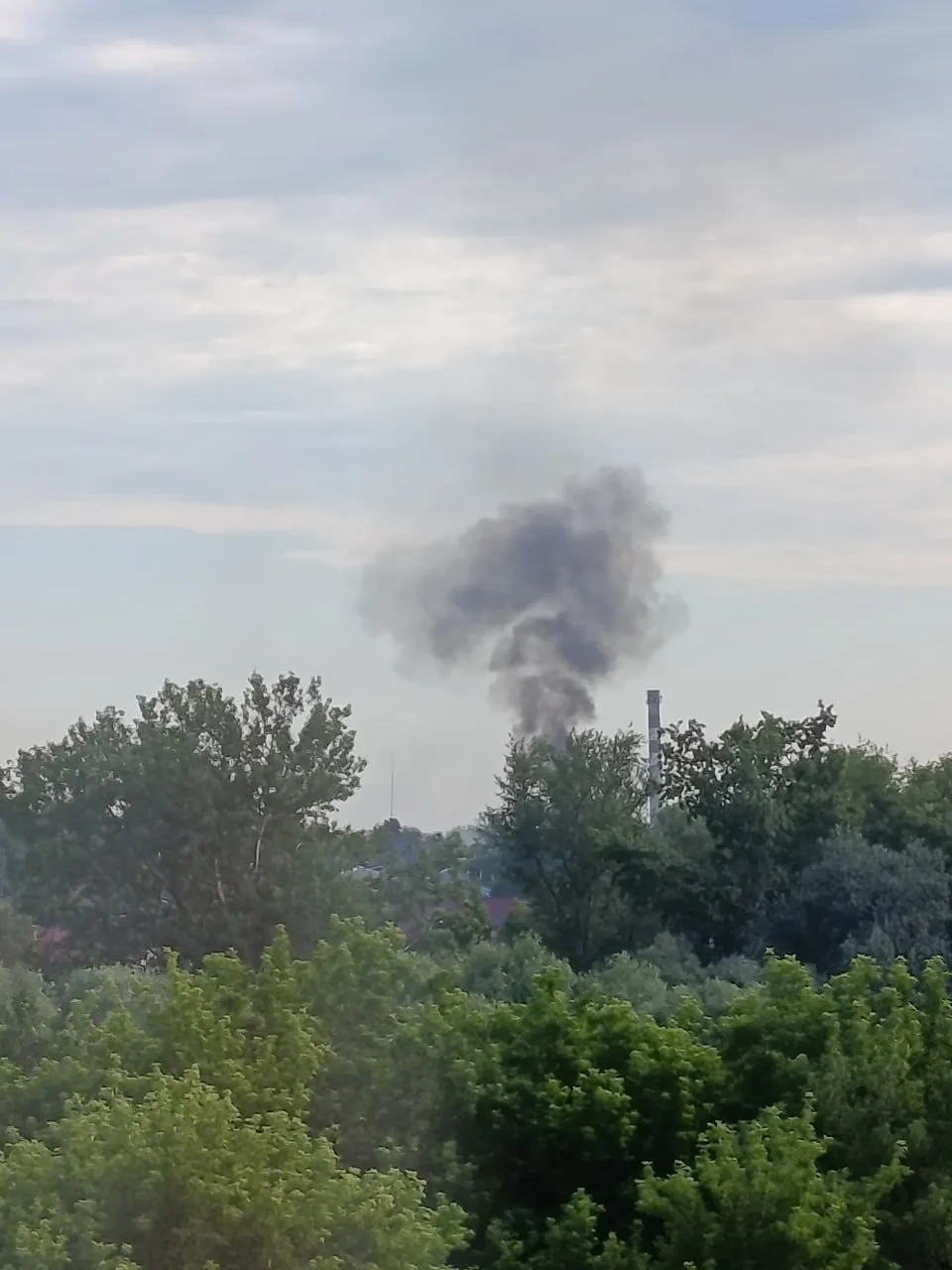 💥Вчера Сумы были обстреляны ствольной артиллерией ВС РФ

Огонь вёлся с дальности более 60 км
 
©Хро