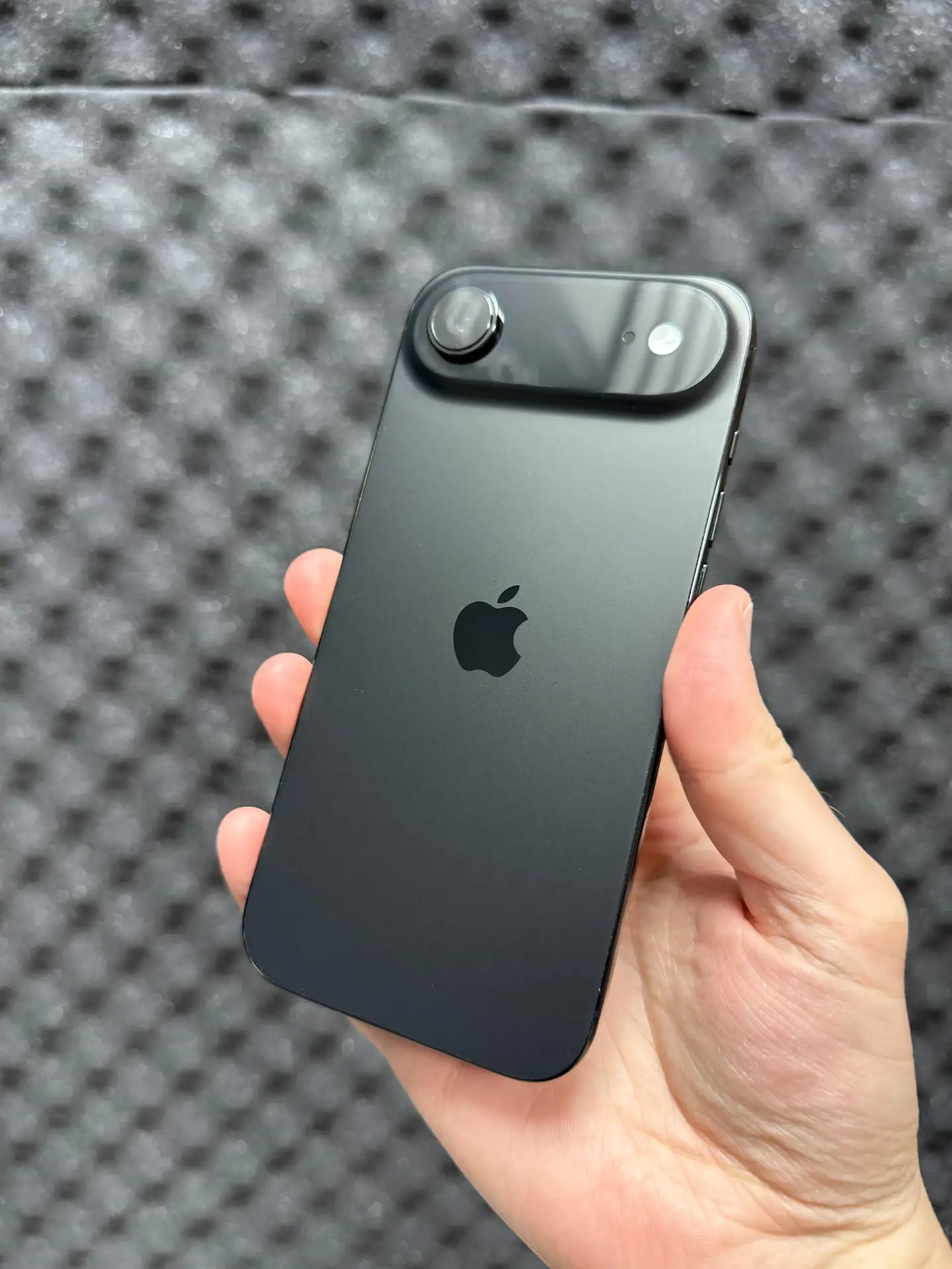 iPhone Air 256Gb Black

Принят по программе trade-in и проверен в нашем сервисном центре

1. В к