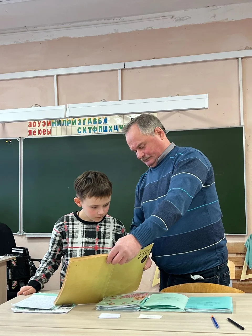 ✨22 января состоялся открытый урок преподавателя музыкального отделения Григорьева Юрия Дмитриевича.
