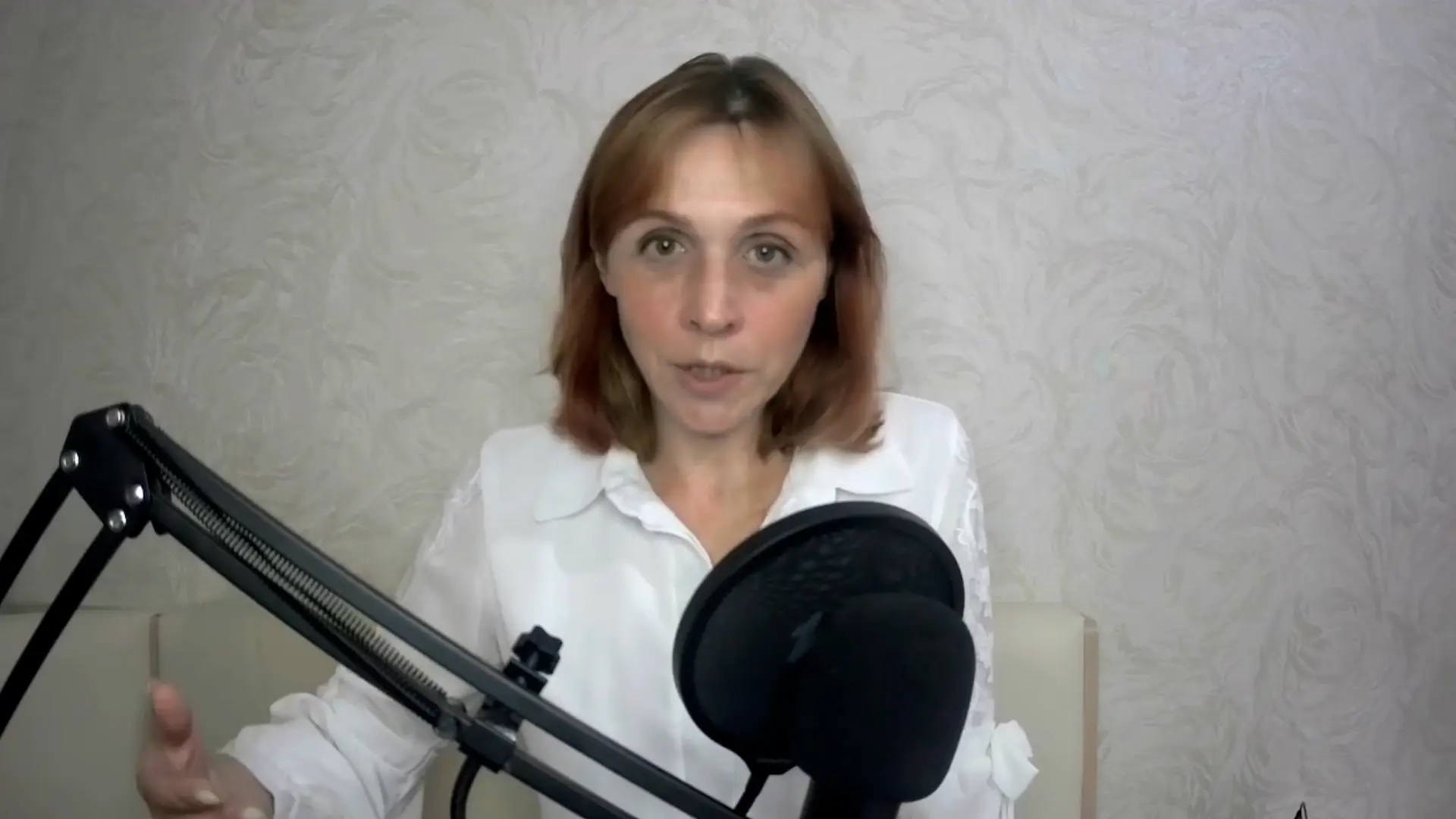 Жизнь человека редко разваливается случайно

Если внимательно посмотреть на свою жизнь, можно увидет