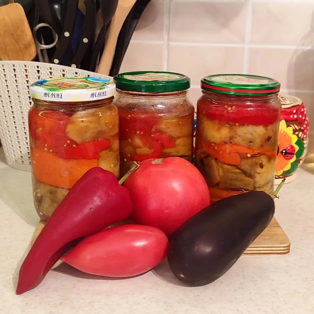 Незаменимая закуска или салат к шашлыку!!!

🍆Овощи можно запечь на мангале, на газовой плите - тогд