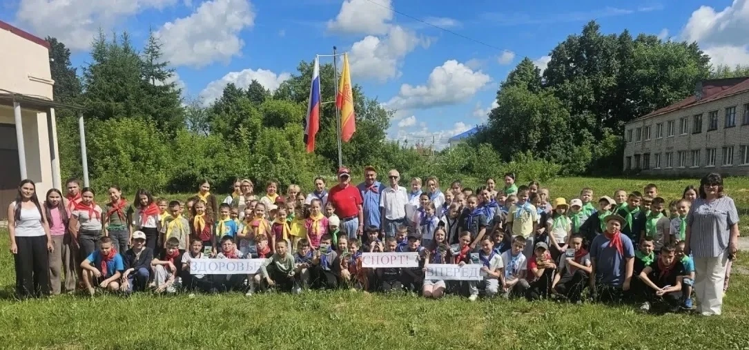 Спорт в летнем лагере - это прежде всего!
В пришкольном лагере «Планета детства» нашей Урмарской СОШ