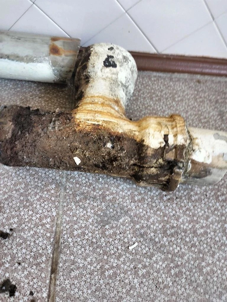 🏠 пр-кт Строителей, д. 43

➡ Наши специалисты получили заявку от собственника и оперативно отработа
