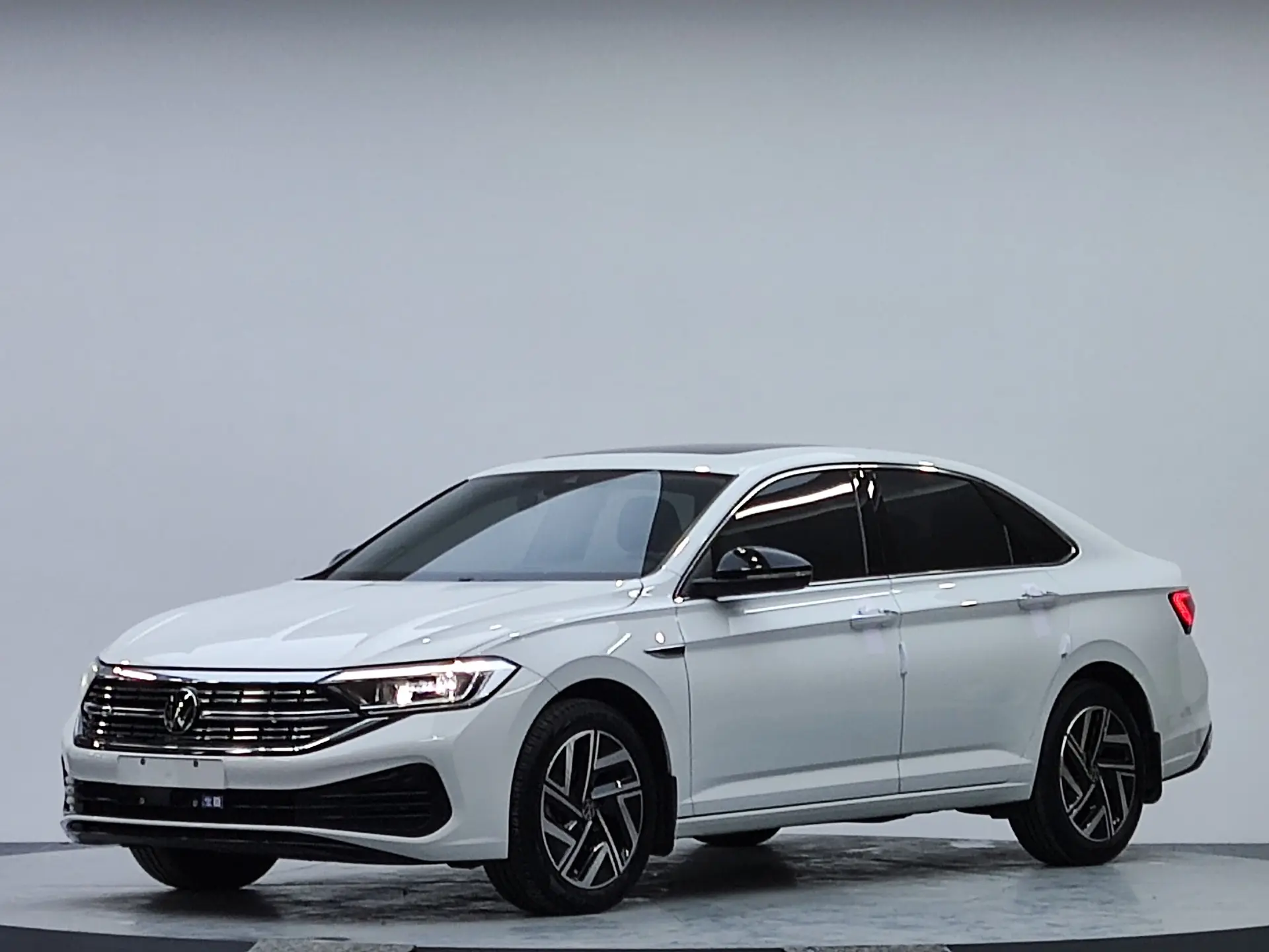 🇨🇳доступен к заказу из Китая 🔥 
 
🚘 VW Sagitar 

➡ Год 2022.12
➡ Объём 1.4Т 150🐎
➡ 2WD
➡ Пробег