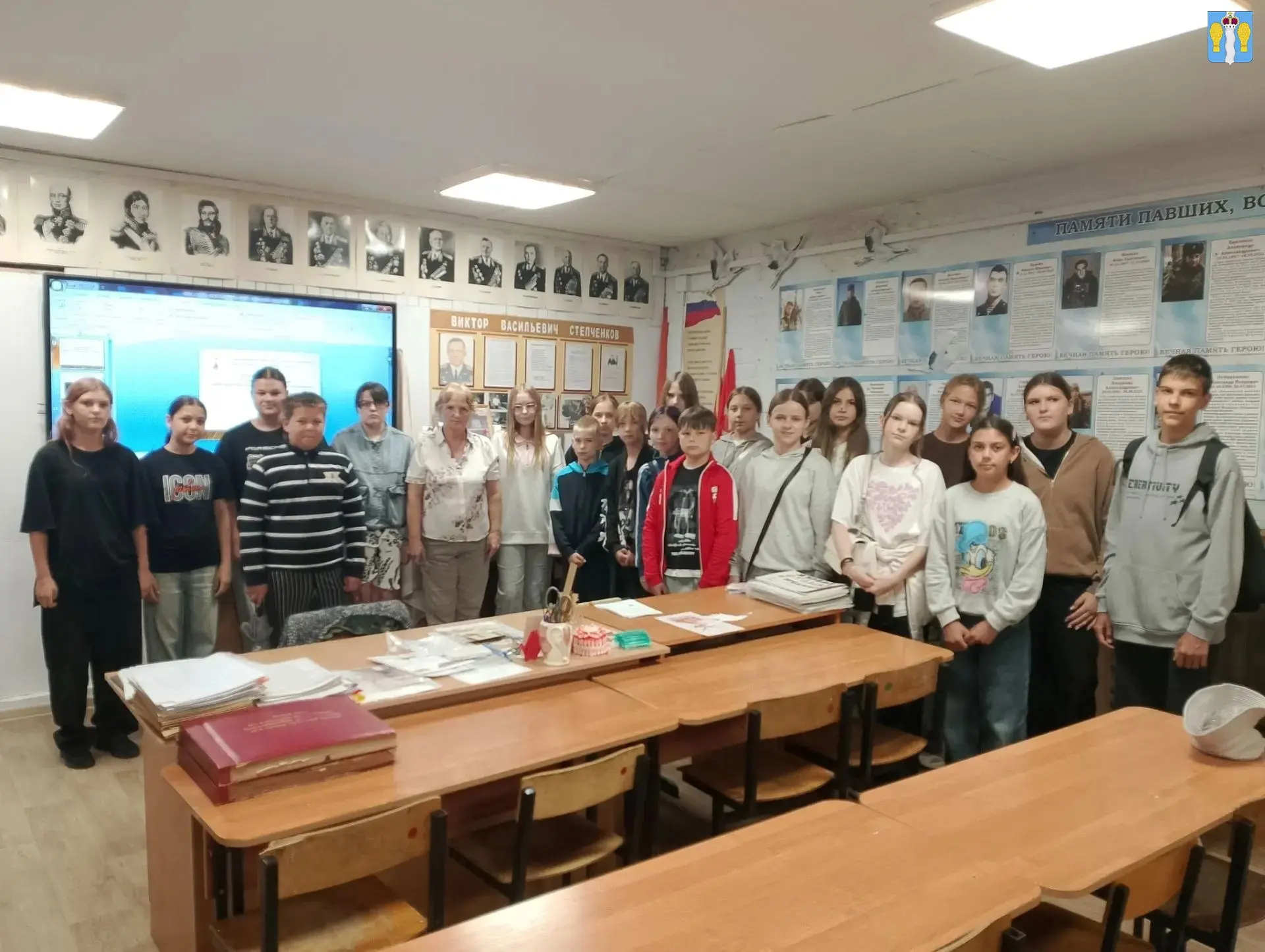 📢 В нашем округе стартовала смена профильного лагеря «Актив школьников»

Свои двери для самых иници
