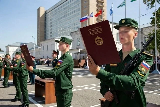 Есть такая профессия – Родину защищать!
Военный университет имени князя Александра Невского Министер