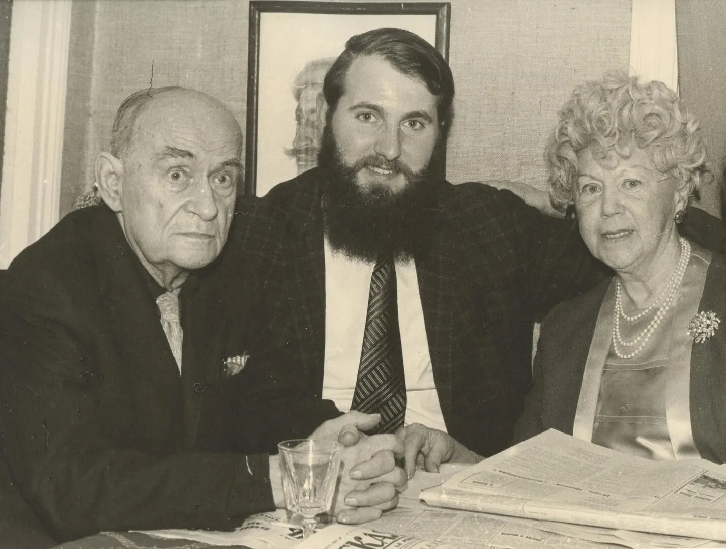 80 лет назад 13 июля 1946 года  родился Ренэ Герра — французский филолог-славист и коллекционер, зан