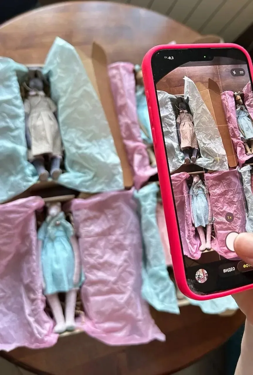 🧸 Каждая кукла — история благодарности

Дорогие друзья!
Хотим поделиться с вами доброй историей, ко