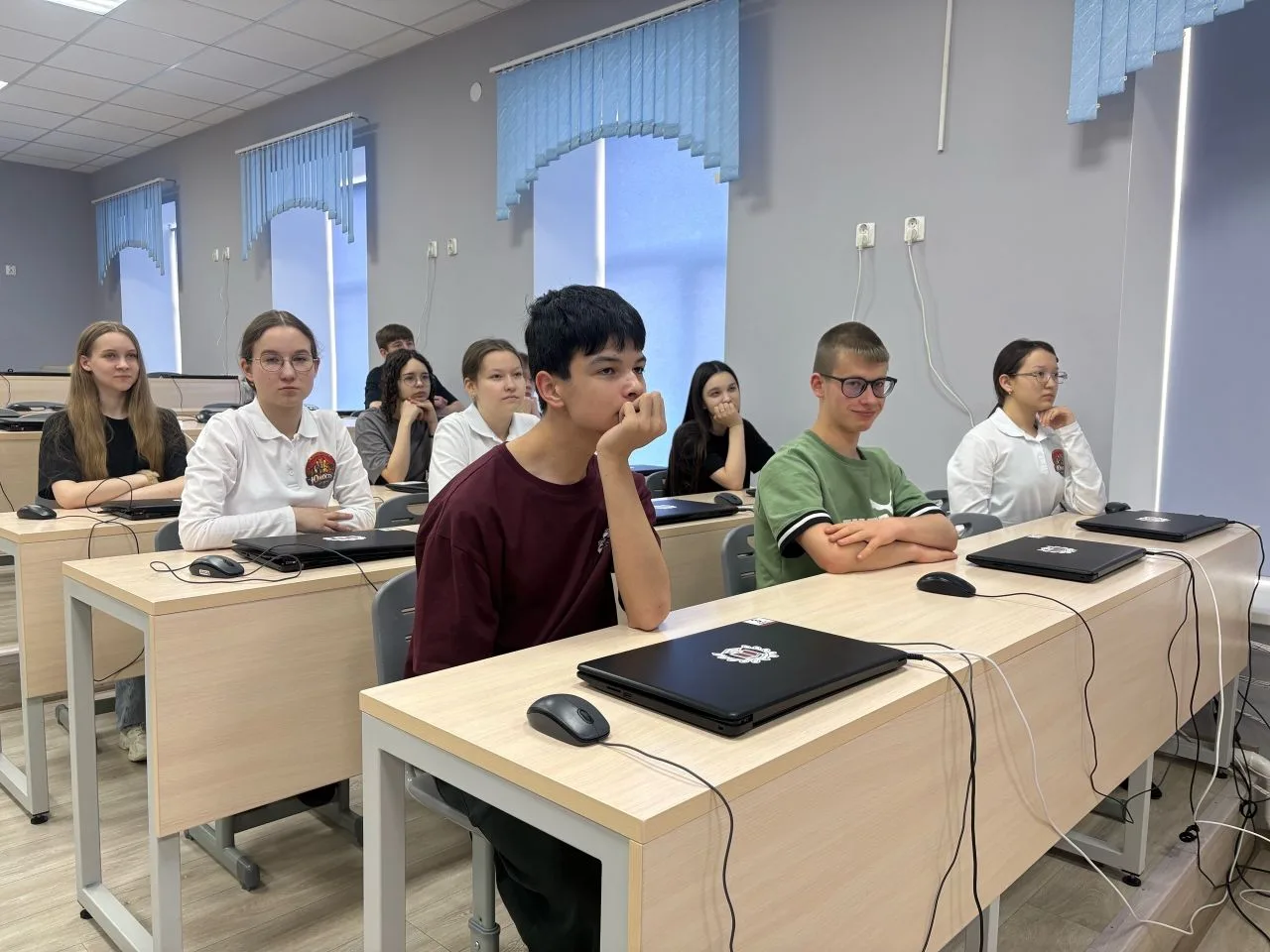 🚀 Путь к успеху начинается сегодня!
В Губернаторском лицее прошел увлекательный классный час для уч