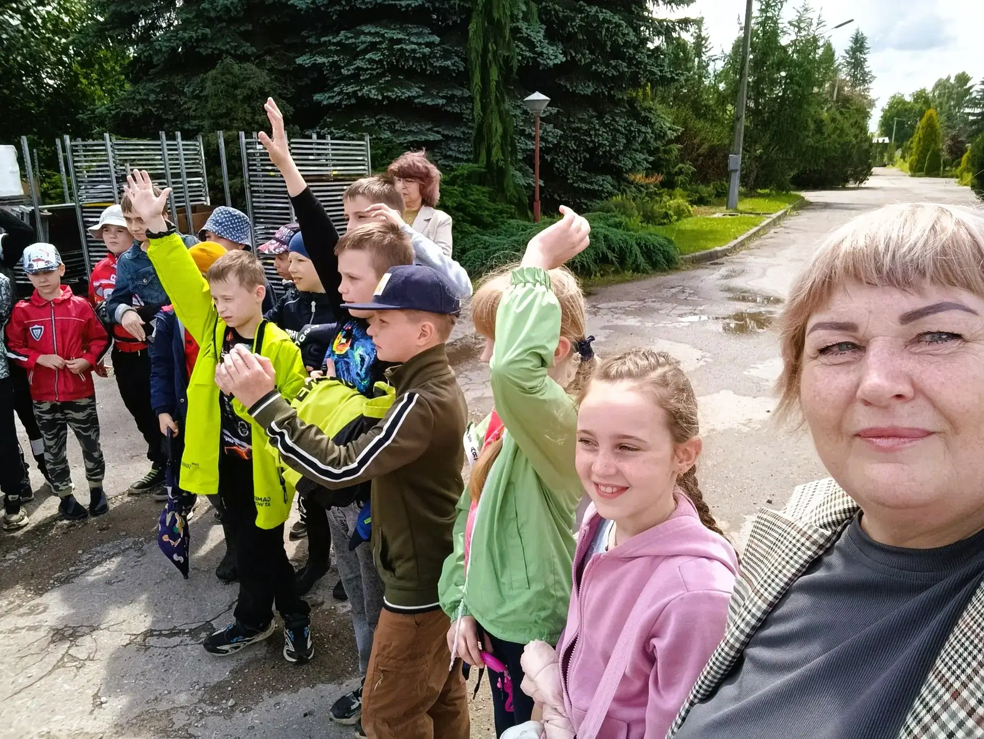 🌿 Путешествие в мир природы: поход в садовый центр «Пристань»! 🌿15 июня 2026 года 40 обучающихся ш