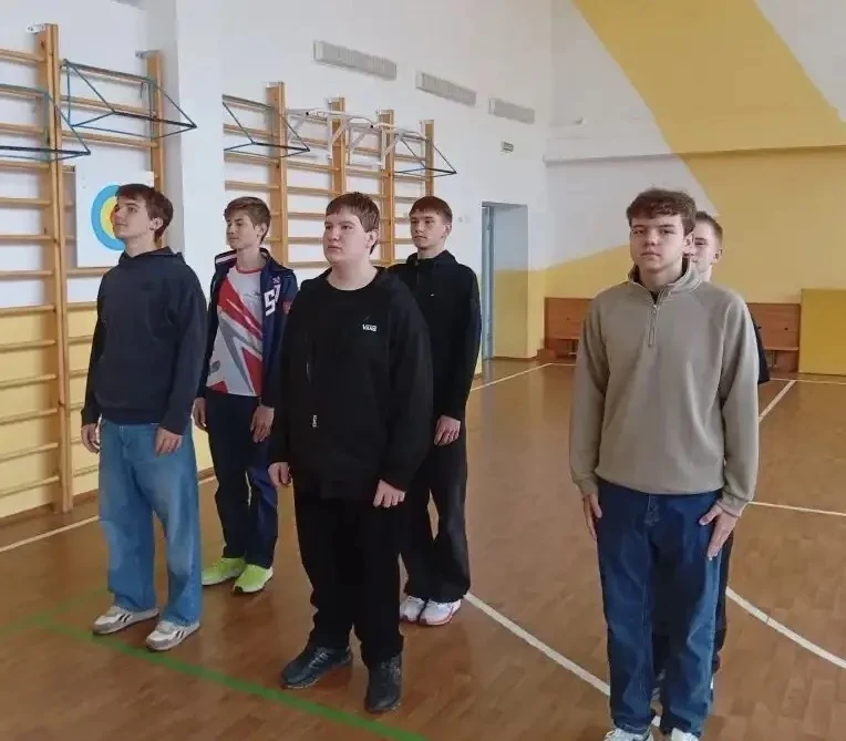 В нашей школе прошли учебные сборы для юношей 8-х классов. Ребята освоили и повторили основы тактиче