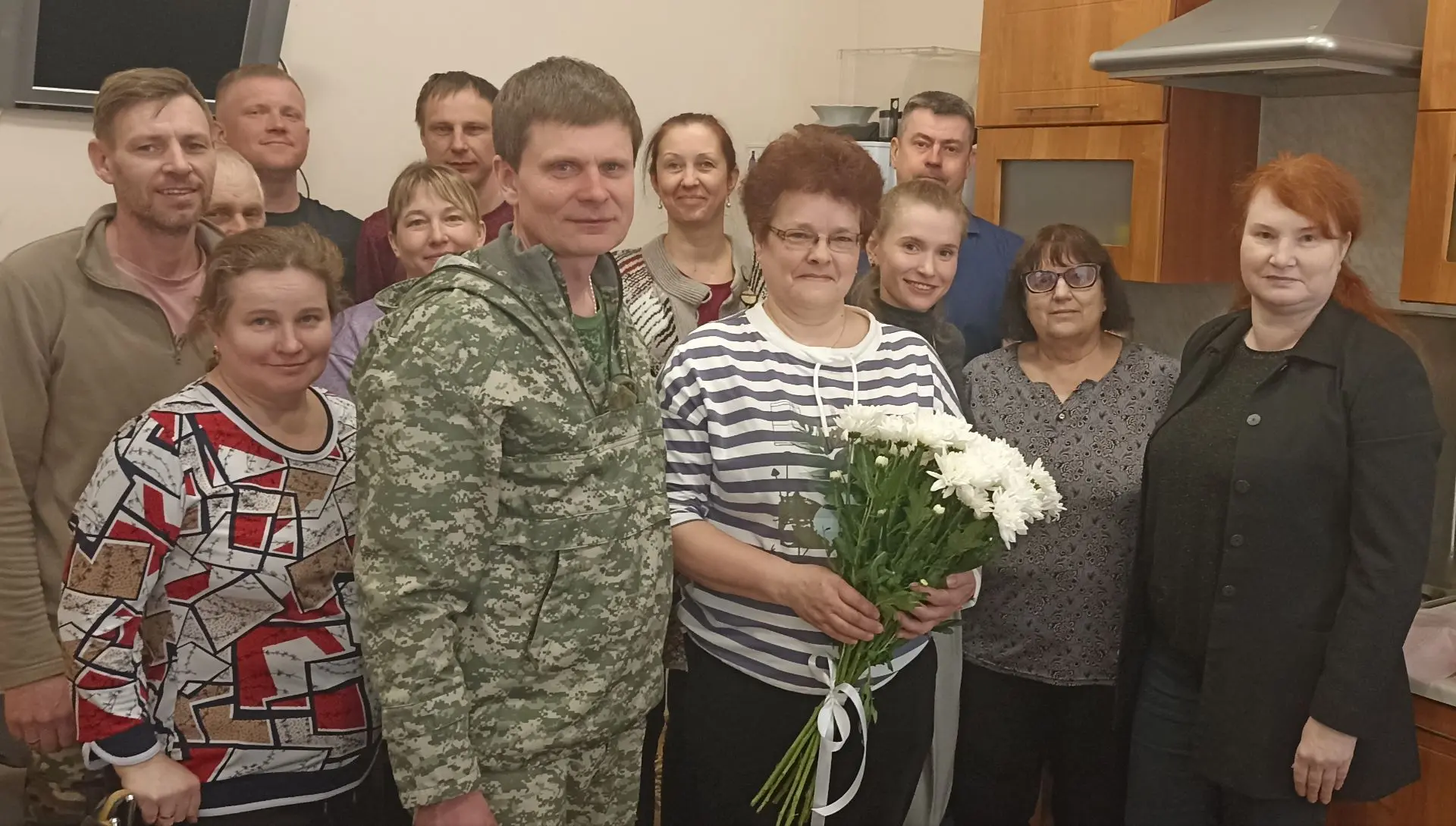 Уважаемая Лина Петровна!
Коллектив ГОКУ "Боровичское лесничество" от всей души поздравляет Вас с про