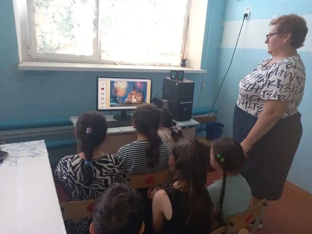 ✨ Вот и прошёл наш чудесный Десятый день на детской площадке МБОУ ООШ № 16 в хуторе Арбузов! ✨

🗓 Б