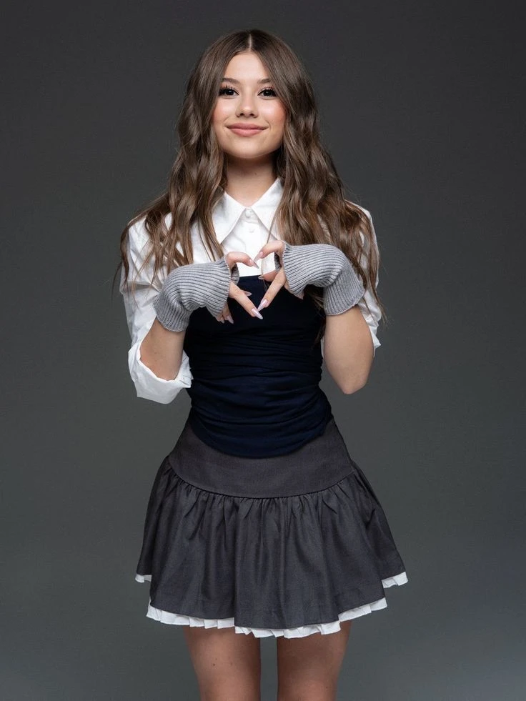 .
.
.
Оф страница Миланы💕 - https://vk.ru/publicmilamakhametova