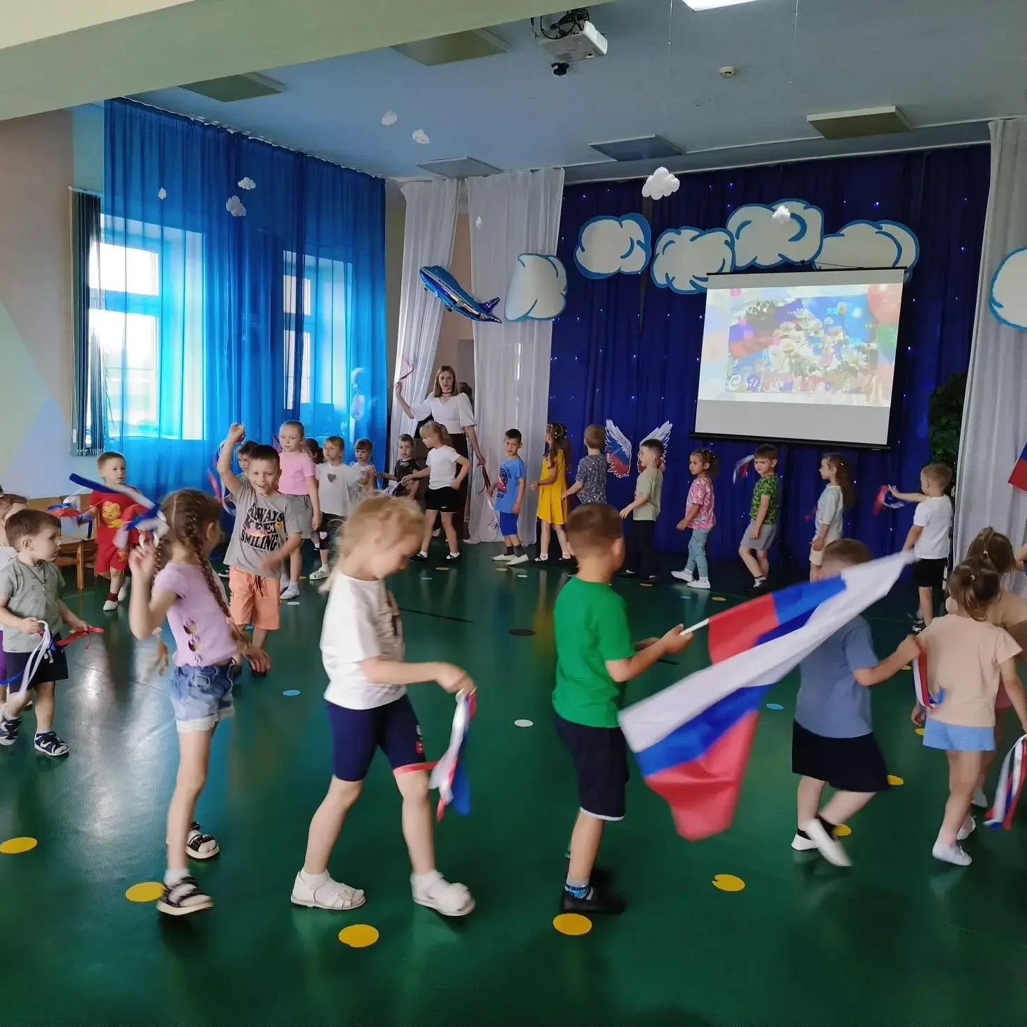 День России🇷🇺🇷🇺🇷🇺

🗓 12 июня — важный день для нашей страны: мы отмечаем День России! В этот 