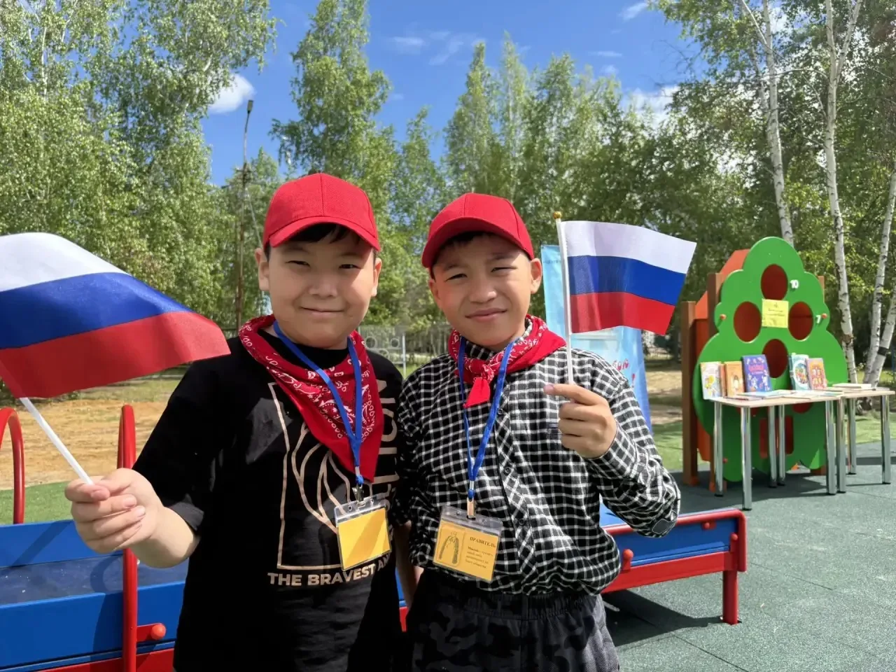 День  России в «Ресурсном комплексе «Сайын»🇷🇺

Сегодня в нашем лагере  (МБУ ДО ЦПМСС) с утра празд