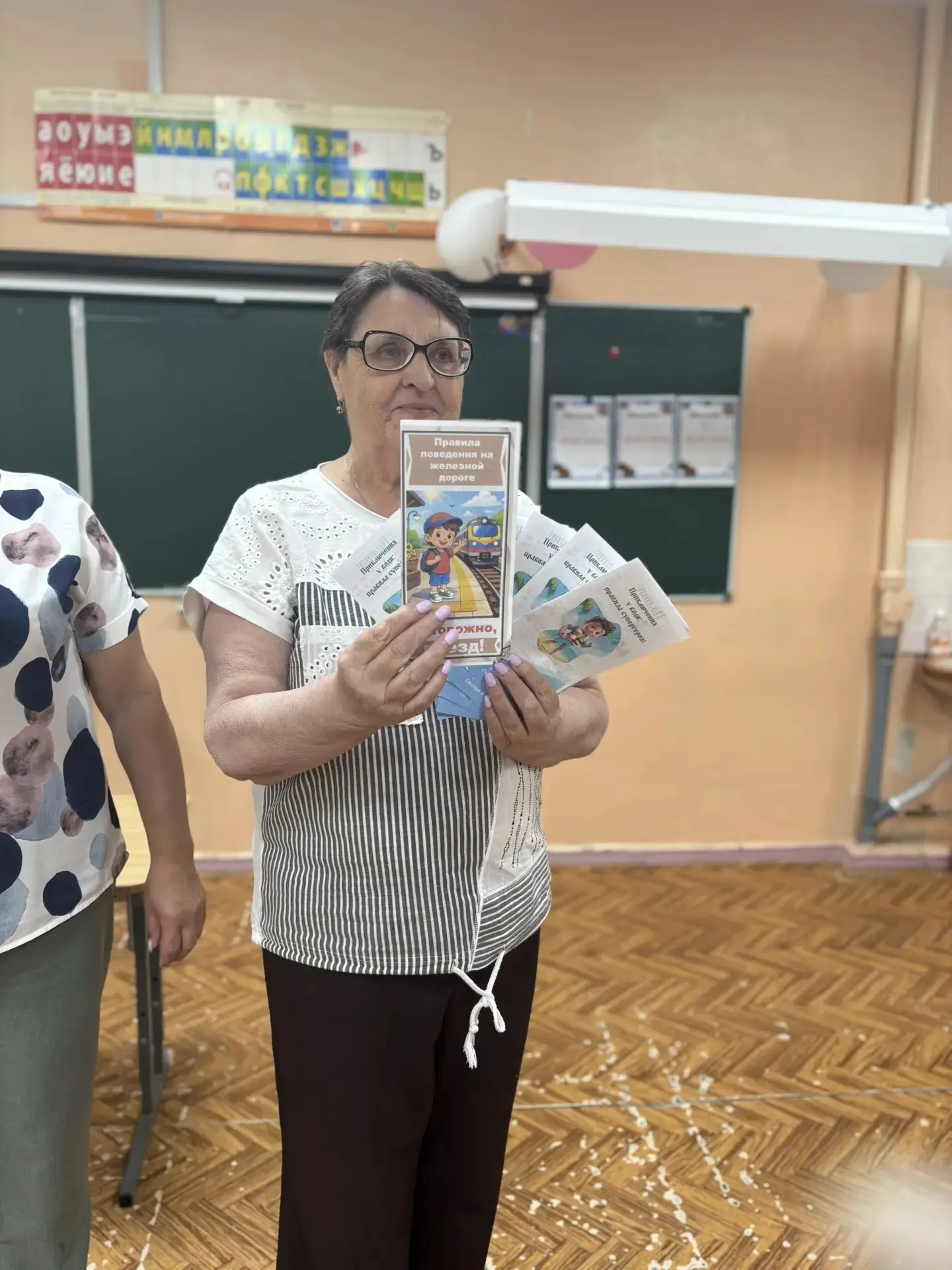 🤓25 июня  с ребятами из лагеря «Алые паруса» поговорили на очень важные темы — о безопасности на же