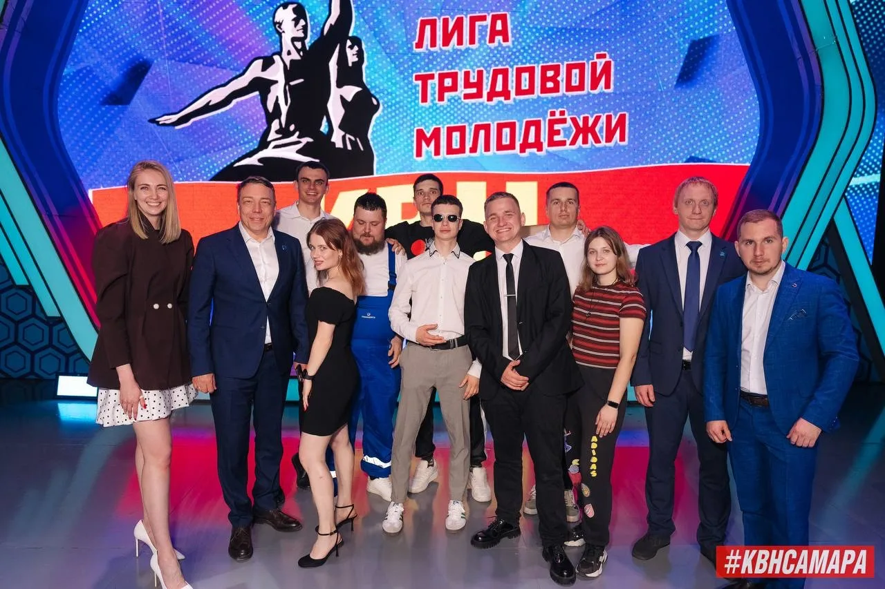 Выход в полуфинал начинается с поддержки 🫶

Уже завтра, 10 июня в 19:00, команда КВН «48 дюймов» АО