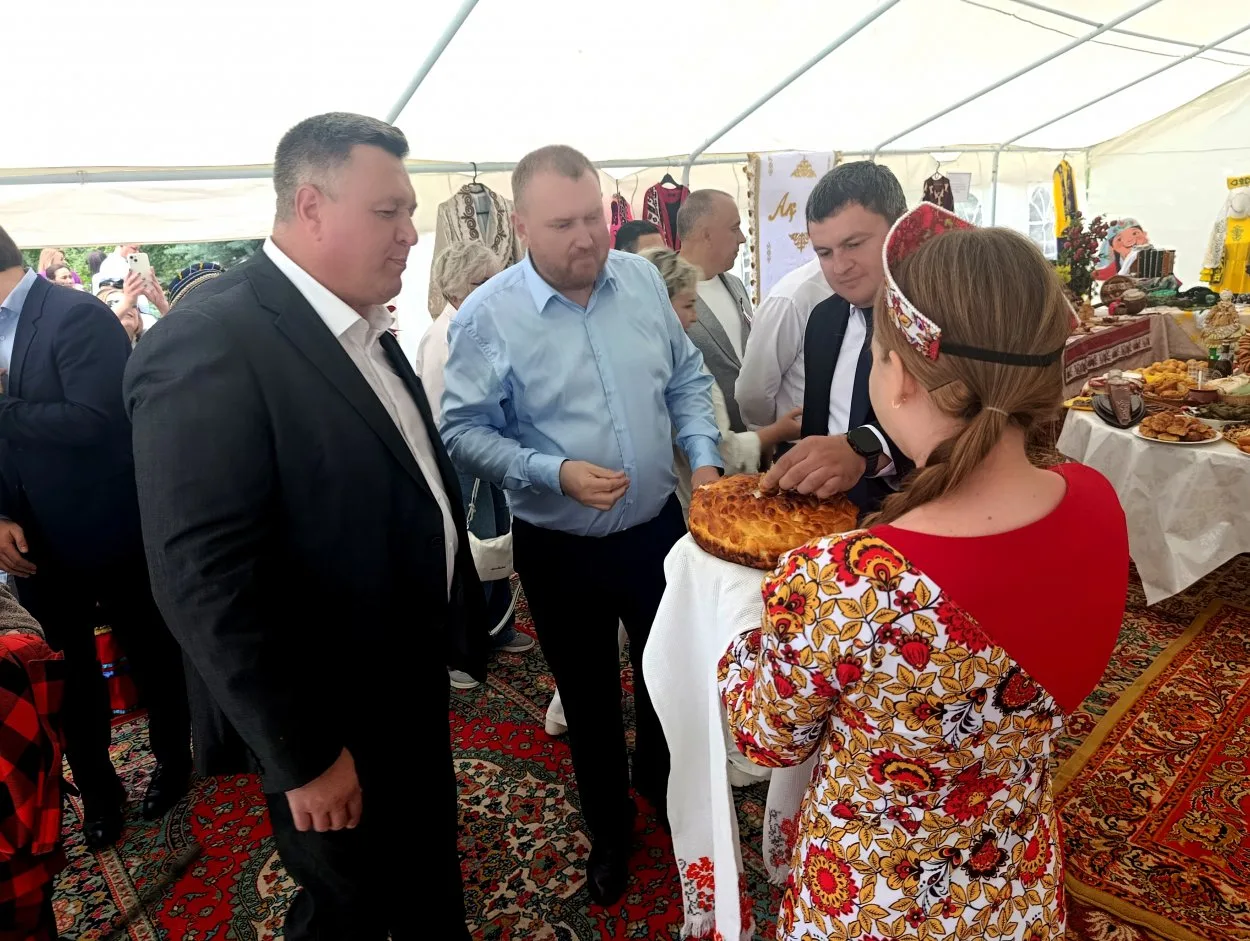 Заместитель министра строительства и жилищно-коммунального хозяйства России Валерий Леонов в рамках 