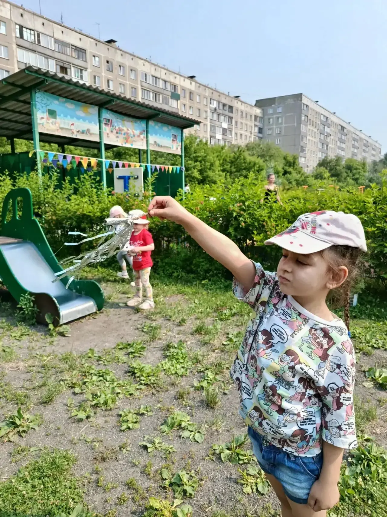 Лето — прекрасная пора для опытов и экспериментов! ☀️ Это лучший способ наглядно объяснить детям при
