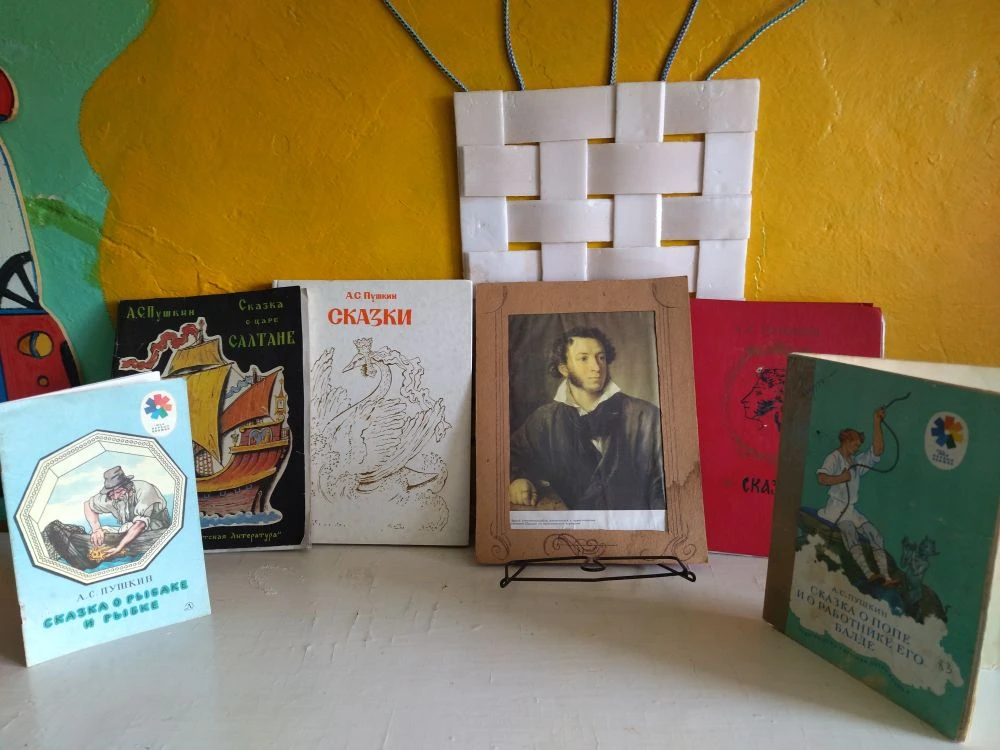 Пушкинская неделя в нашем детском саду  📚  🎩

Всю прошедшую неделю мы с ребятами провели в компани